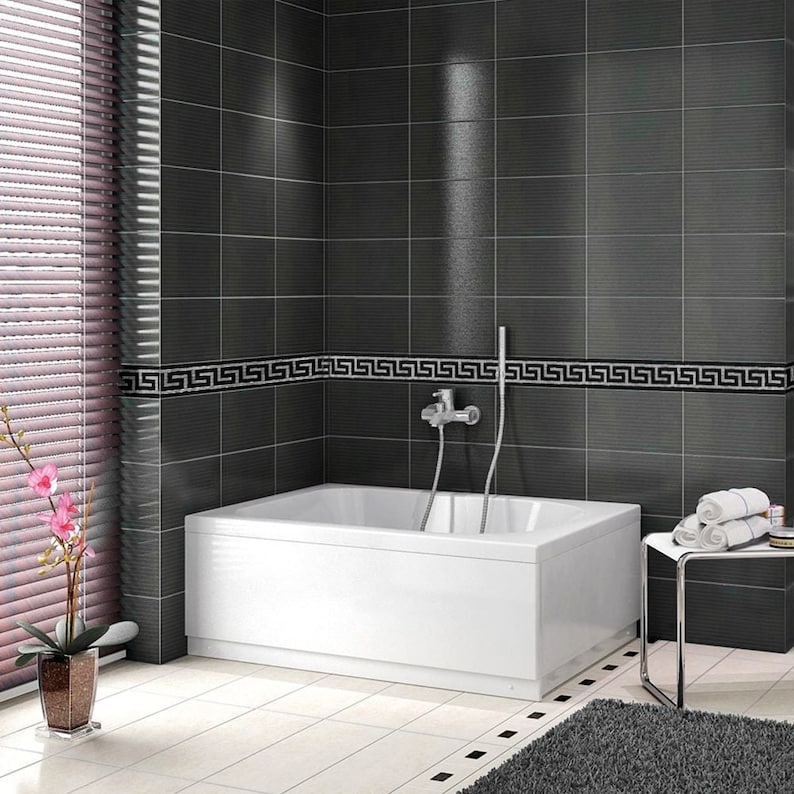 Elegant bathroom tile mosaics