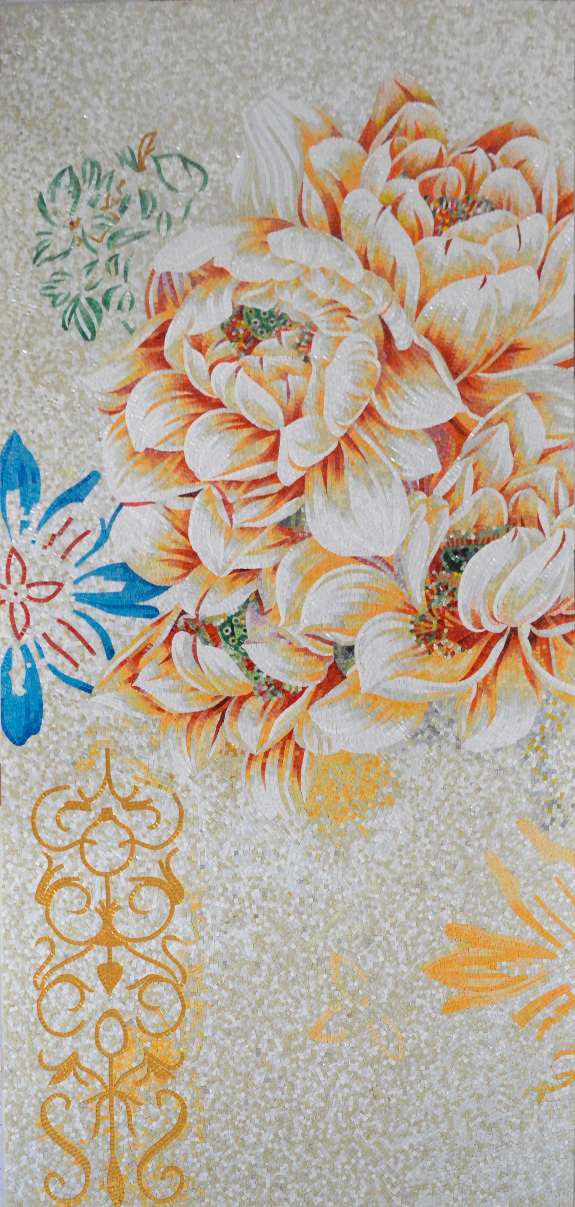 Colorful Glass Mosaic Petals: Floral Delight